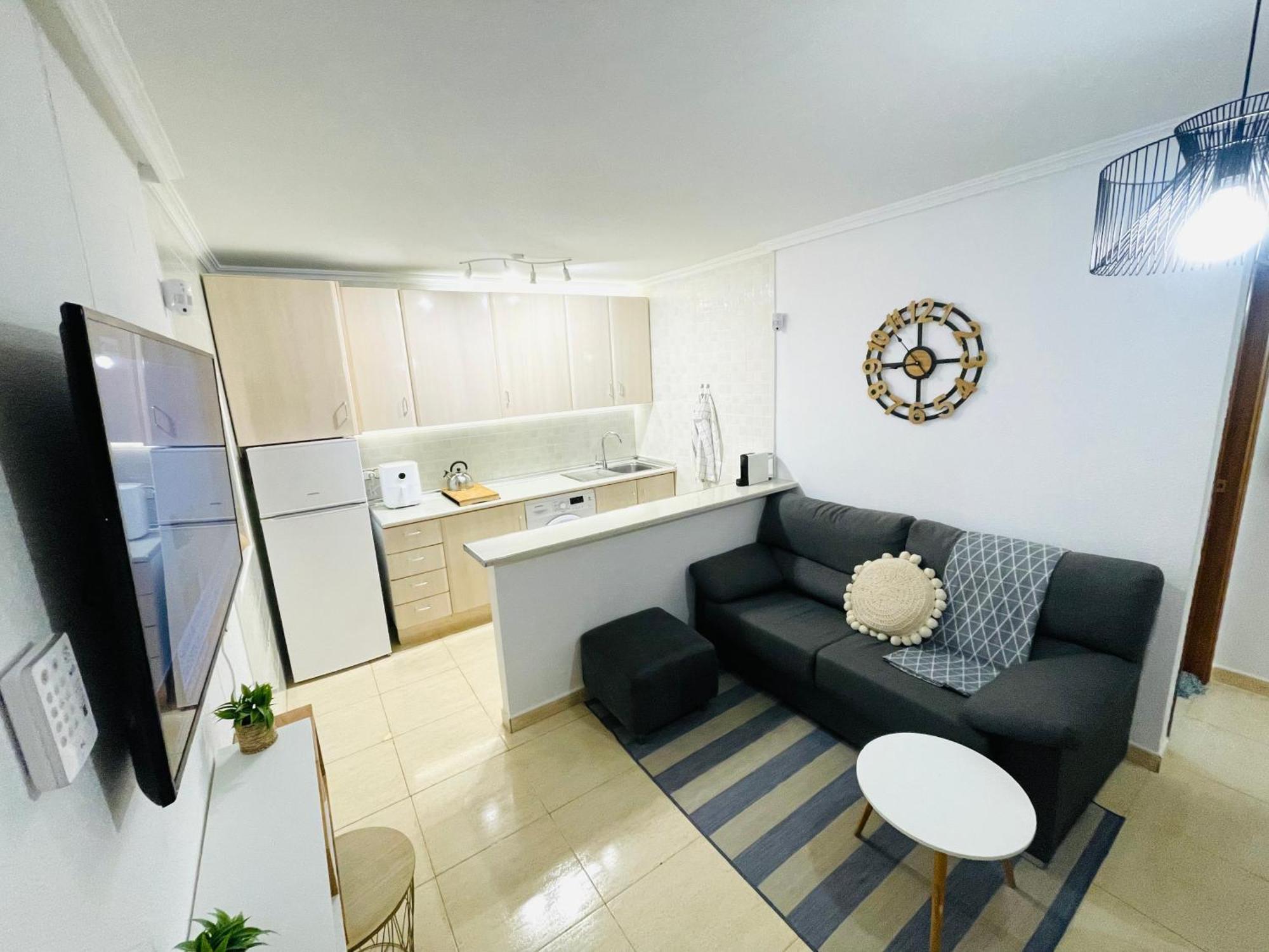 Pretty Bungalow With Private Terrace Полоп Экстерьер фото